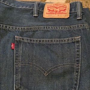 Men Levi’s jeans